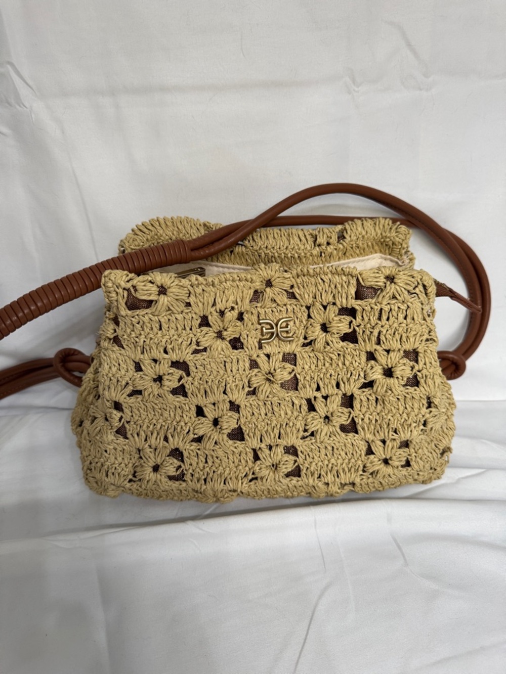 Sam Edelman Beige straw Crossbody with Brown Strap and Gold Logo - Picture 2 of 10